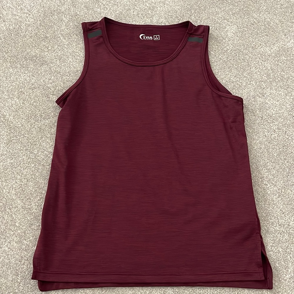 ZYIA TANK